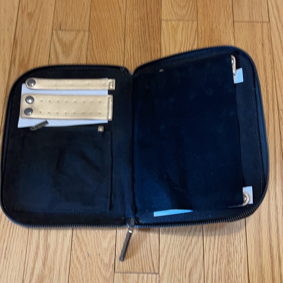 Halston  jewelry travel case new in package - Picture 3 of 4